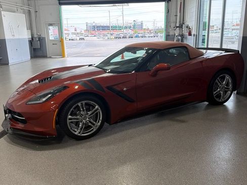 Used 2016 Chevrolet Corvette Stingray Convertible w/ 2LT Preferred Equipment Group RWD image 9