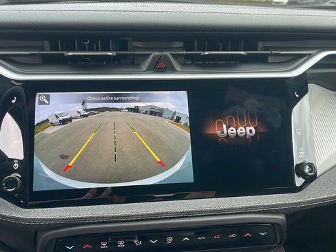New 2026 Jeep Cherokee Laredo AWD/4WD image 18