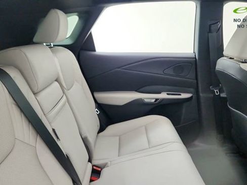 Used 2025 Lexus RX 350 Premium w/ Accessory Package (Z1) FWD image 25