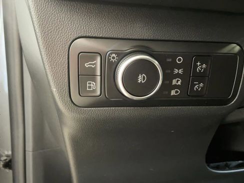 New 2025 Ford Escape SE FWD image 25