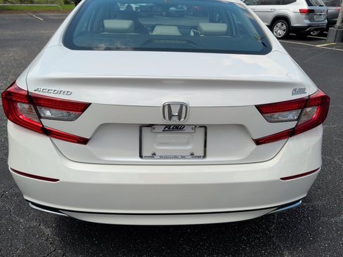 Used 2019 Honda Accord EX-L image 18