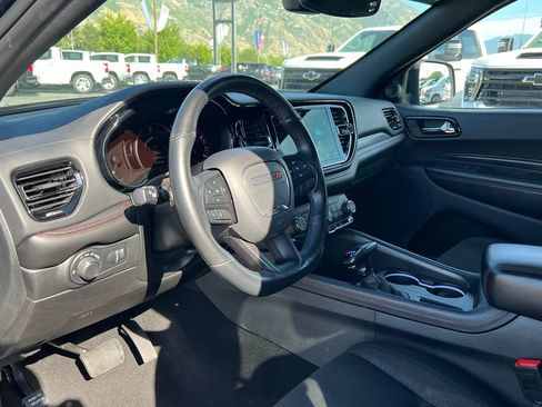 Used 2025 Dodge Durango GT RWD image 27