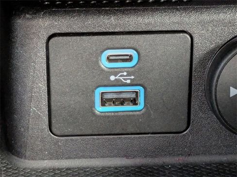 Used 2023 Ford Escape ST-Line w/ Tech Pack #1 image 21