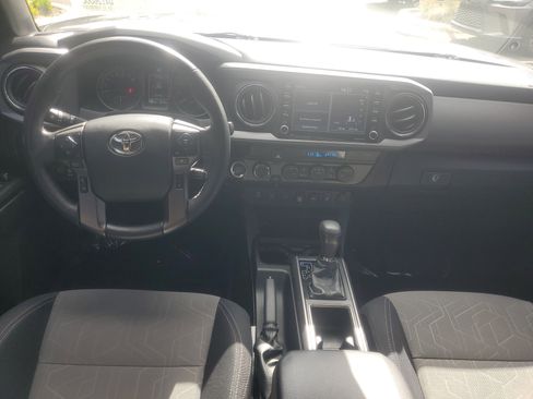 Used 2023 Toyota Tacoma TRD Sport w/ Advanced Technology Package image 8