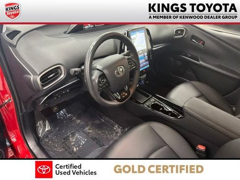 Certified 2022 Toyota Prius Prime Limited FWD image 19