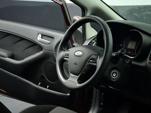 Used 2018 Kia Forte LX image 69