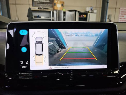 Used 2024 Volkswagen Atlas Cross Sport SE image 23