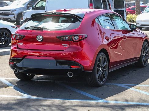 New 2026 MAZDA MAZDA3 Hatchback w/Premium Plus Pkg AWD/4WD image 4