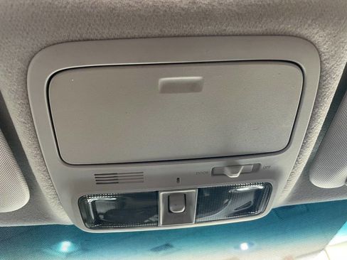 Used 2011 Subaru Forester 2.5X Premium w/ All-Weather Pkg image 39