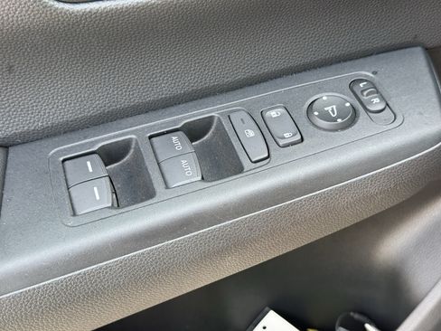 Used 2025 Honda CR-V EX image 26