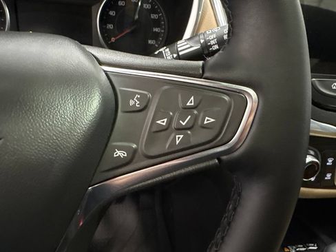 Used 2024 Chevrolet Equinox Premier AWD/4WD image 26