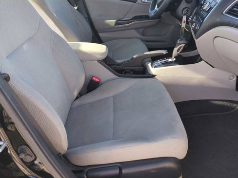Used 2013 Honda Civic LX image 25