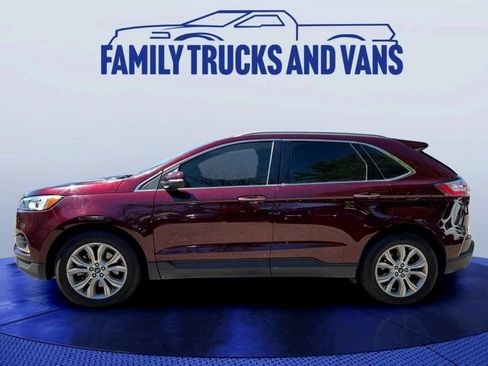 Used 2019 Ford Edge Titanium w/ Cold Weather Package AWD/4WD image 2