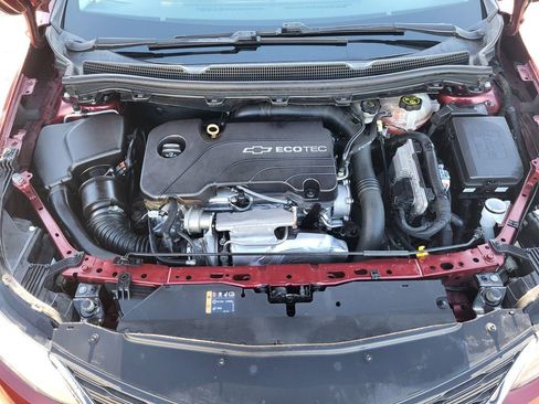 Used 2016 Chevrolet Cruze LT w/ Sun And Sound Package image 21