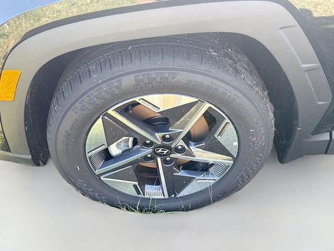 New 2026 Hyundai Tucson SEL FWD image 24