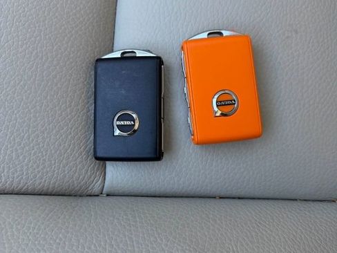 Certified 2023 Volvo XC90 B5 Plus w/ Protection Package Premier image 5