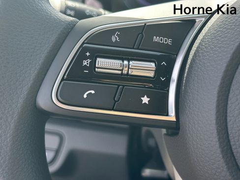 New 2026 Kia Seltos LX FWD image 14