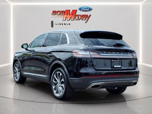 Used 2023 Lincoln Nautilus Reserve AWD/4WD image 6