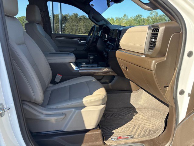 Used 2022 Chevrolet Silverado 1500 RST AWD/4WD image 7