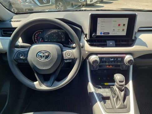 Used 2025 Toyota RAV4 XLE w/ Convenience Package FWD image 16