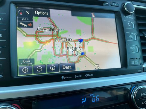 Used 2019 Toyota Highlander Limited Platinum image 28