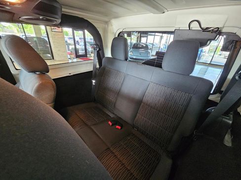 Used 2012 Jeep Wrangler Sport AWD/4WD image 17