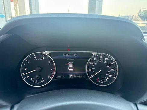 Used 2024 Nissan Sentra SV FWD image 16