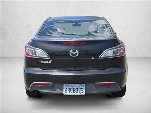 Used 2011 MAZDA MAZDA3 i Sport FWD image 6