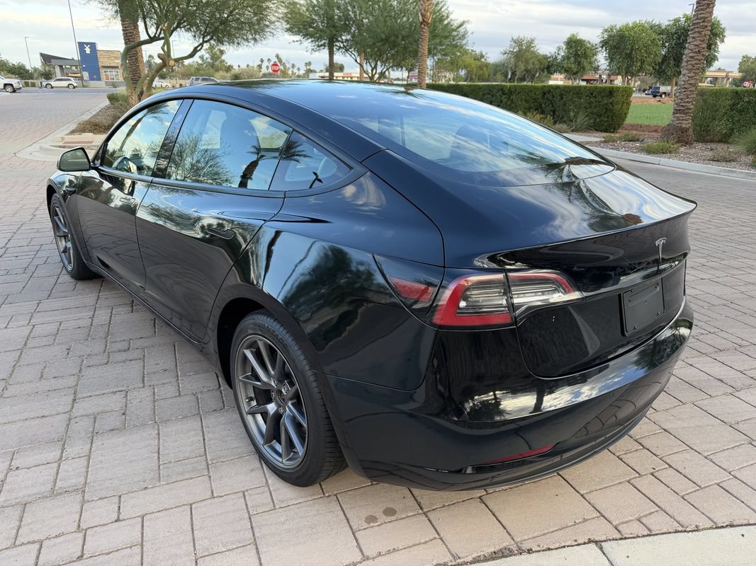 Used 2022 Tesla Model 3 RWD image 4