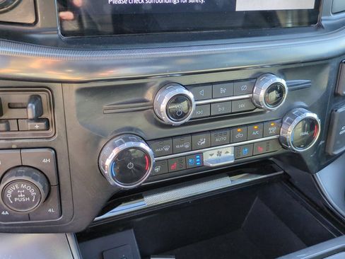 Used 2024 Ford F150 Lariat AWD/4WD image 26
