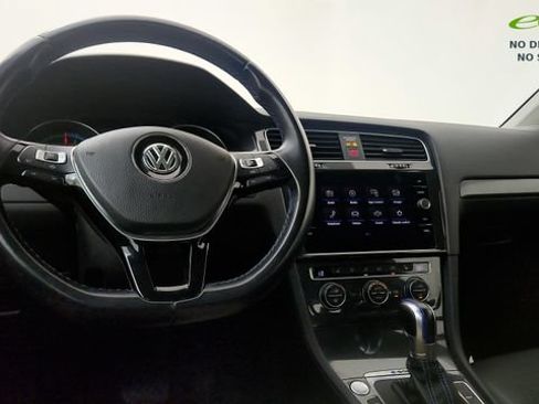Used 2019 Volkswagen e-Golf SE w/ Driver Assistance Package FWD image 62