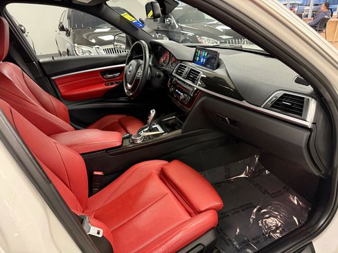 Used 2017 BMW 330e image 19