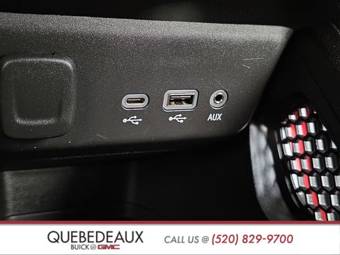 Used 2021 Chevrolet TrailBlazer RS w/ Convenience Package AWD/4WD image 20