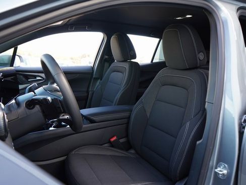 New 2026 Chevrolet Blazer EV LT image 19