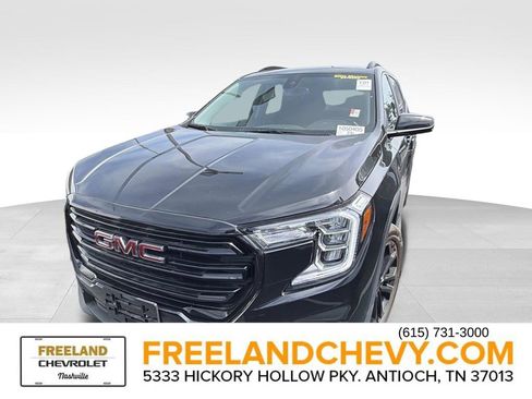 Used 2022 GMC Terrain SLE w/ Driver Convenience Package FWD image 7