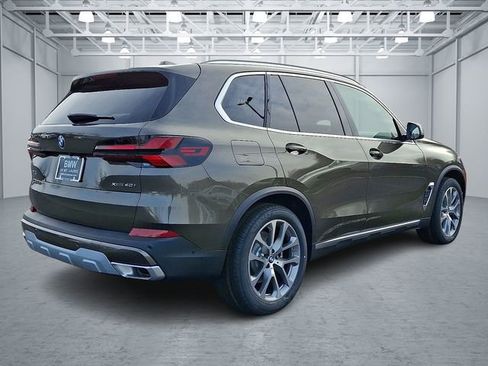 New 2026 BMW X5 xDrive40i w/ Premium Package image 5