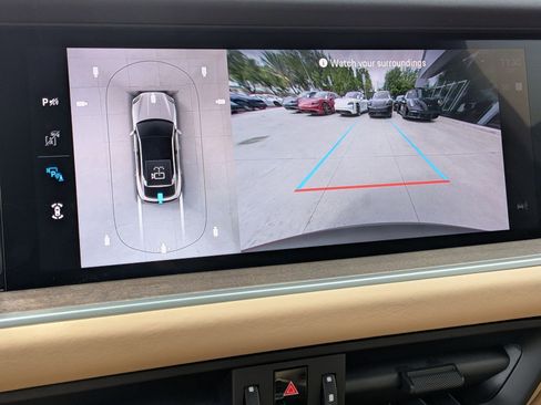 Certified 2026 Porsche Cayenne E-Hybrid Coupe AWD/4WD image 20