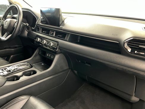 Used 2023 Honda Pilot EX-L image 24