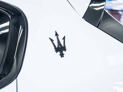 Used 2023 Maserati Grecale Modena image 24