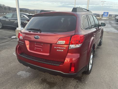 Used 2013 Subaru Outback 2.5i Premium image 14