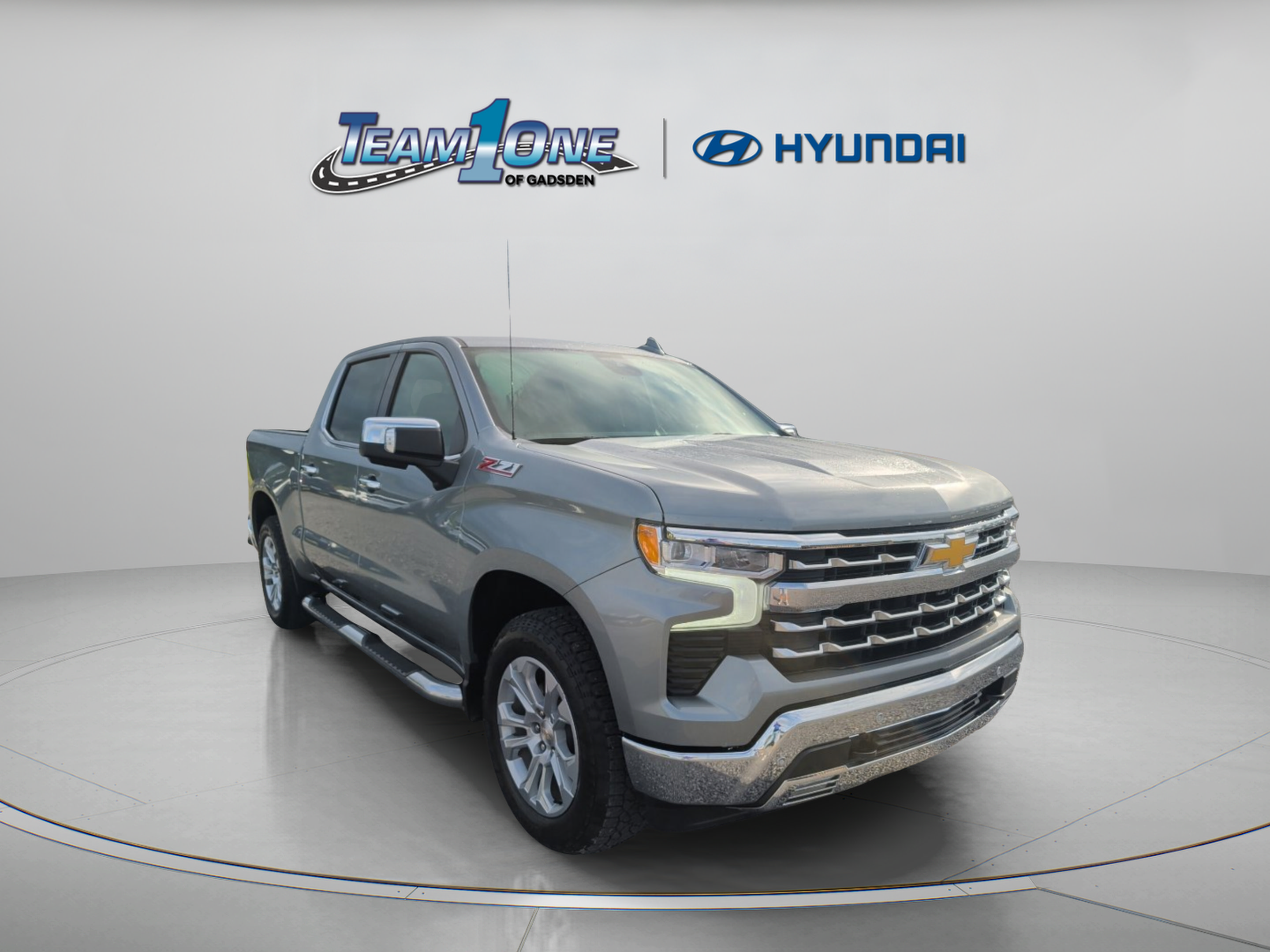 Used 2026 Chevrolet Silverado 1500 LTZ AWD/4WD image 1