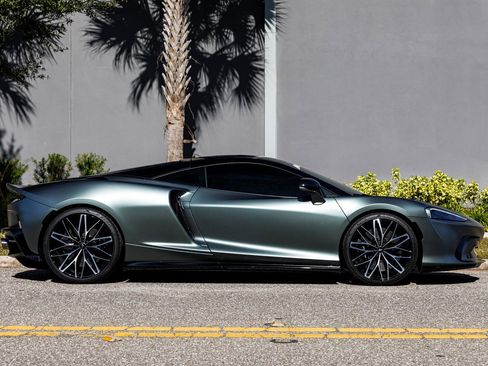Used 2025 McLaren GTS RWD image 5