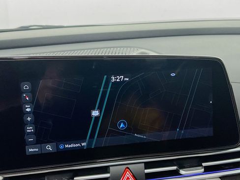 New 2025 Hyundai Elantra Limited image 11