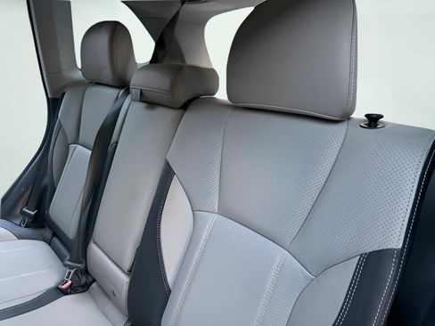 Used 2020 Subaru Forester Limited AWD/4WD image 4