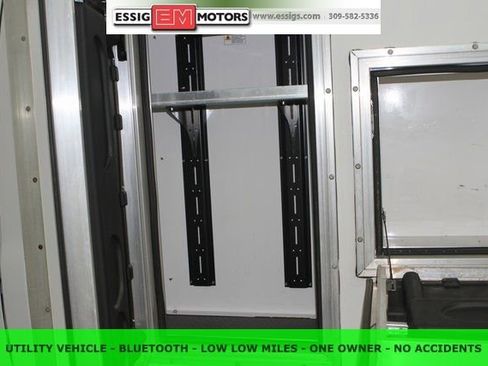 Used 2018 Chevrolet Express 3500 w/ Power Convenience Package image 29