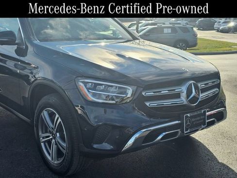 Certified 2022 Mercedes-Benz GLC 300 4MATIC image 2