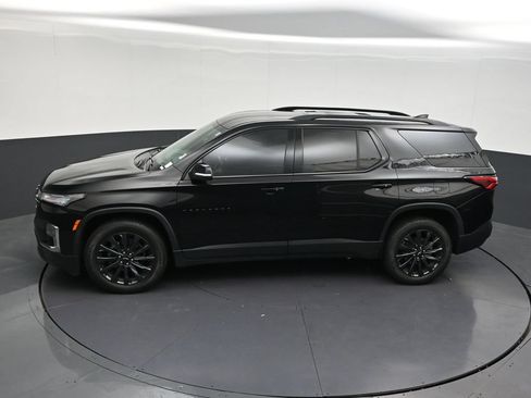Used 2023 Chevrolet Traverse RS FWD image 16