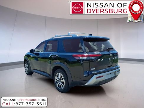 Used 2023 Nissan Pathfinder SL AWD/4WD image 5