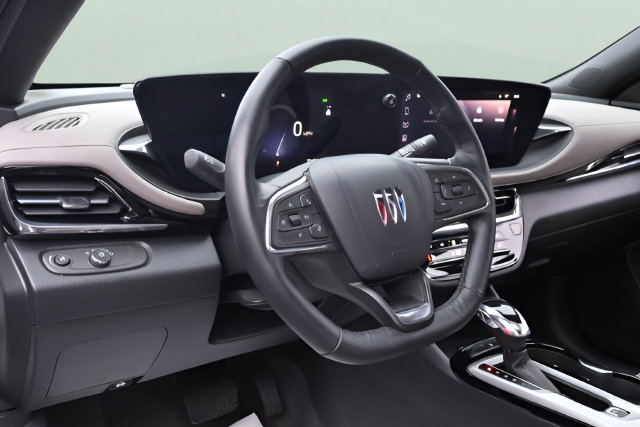Used 2025 Buick Envista Avenir FWD image 11