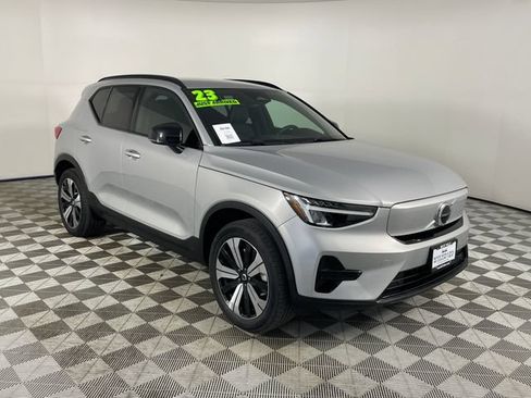 Used 2023 Volvo XC40 Recharge Core w/ Protection Package Premier AWD/4WD image 21